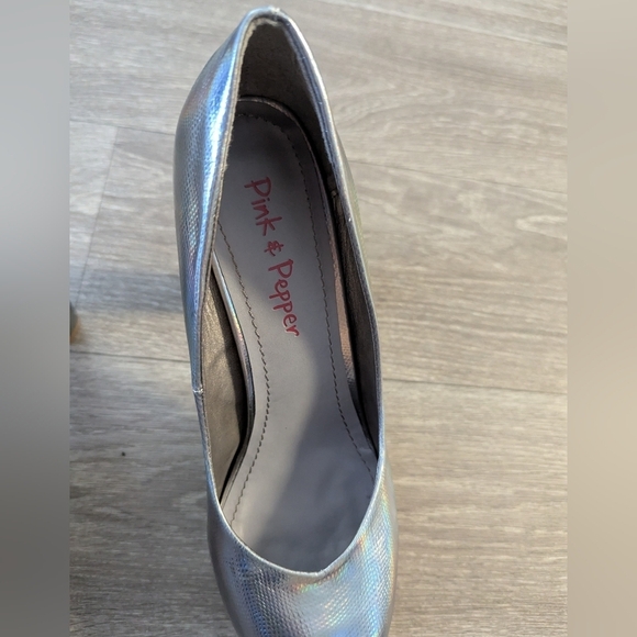Pink&Pepper,Elegant Iradescent,Platform Heels,Size 9.5 Y2k - Picture 2 of 4